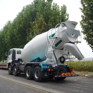 SINOTRUK HOHAN N7 Camion Toupic (Bétonnière)