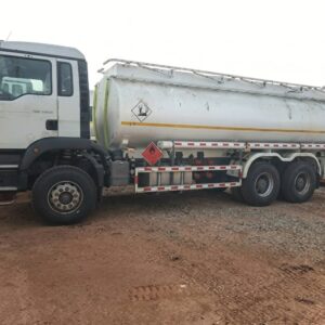 SINOTRUK HOWO Double Cabine (Citerne Carburant)