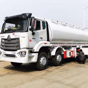 SINOTRUK HOWO NX (Citerne 12 roues)